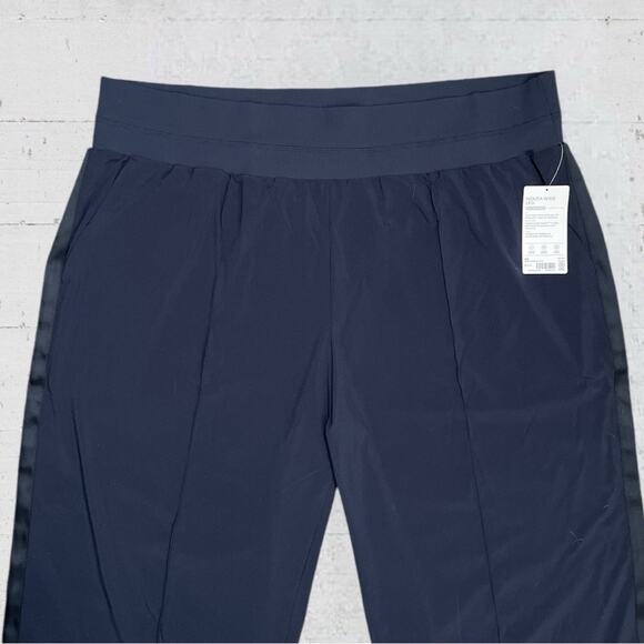 NWT Athleta Nolita Wide Leg Pant Navy Blue Size 26 - Picture 6 of 13